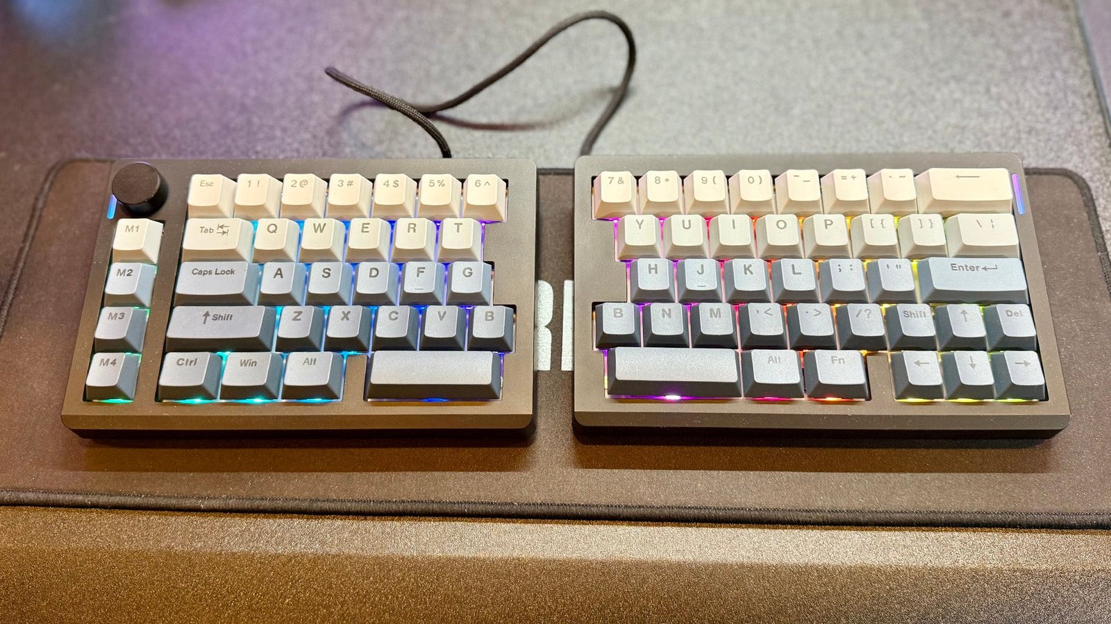 Epomaker Split 70 Keyboard Review featured image for Haven gaming news, sourced from IGN